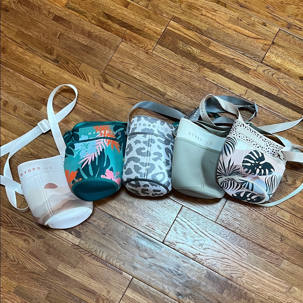 HydroJug 64 oz Sleeve w/Straps Bundle